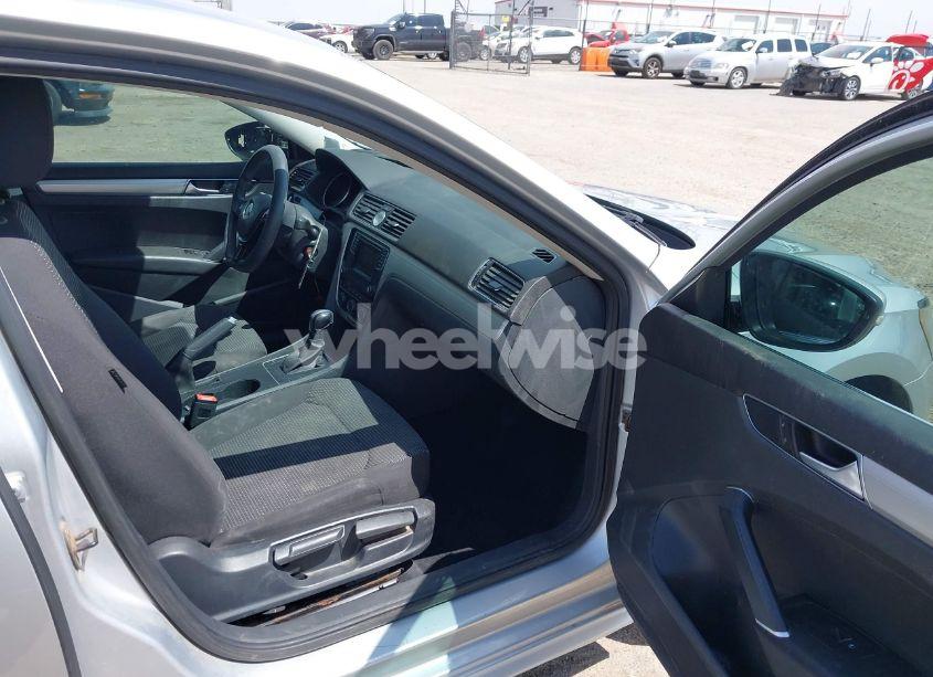 Photo 5 of 2016 Volkswagen Passat 1.8T S (VIN 1VWAS7A36GC051315)