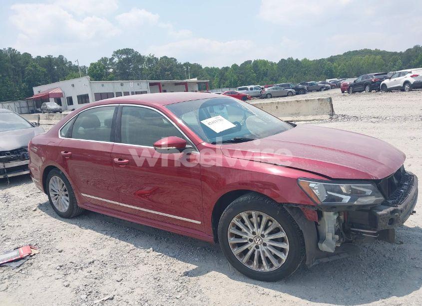 Photo 13 of 2016 Volkswagen Passat 1.8T R-LINE (VIN 1VWAS7A36GC054490)