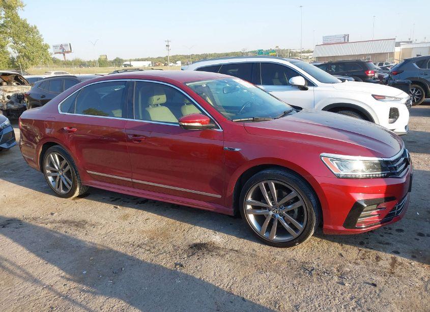 Photo 13 of 2016 Volkswagen Passat 1.8T R-LINE (VIN 1VWAS7A36GC058765)