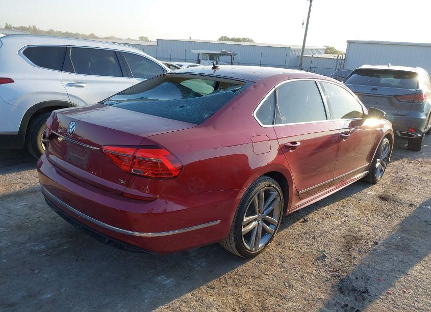 Photo 4 of 2016 Volkswagen Passat 1.8T R-LINE (VIN 1VWAS7A36GC058765)