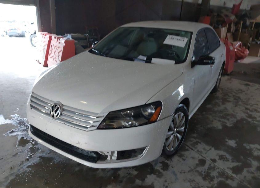 Photo 2 of 2015 Volkswagen Passat 1.8T WOLFSBURG EDITION (VIN 1VWAS7A37FC067005)