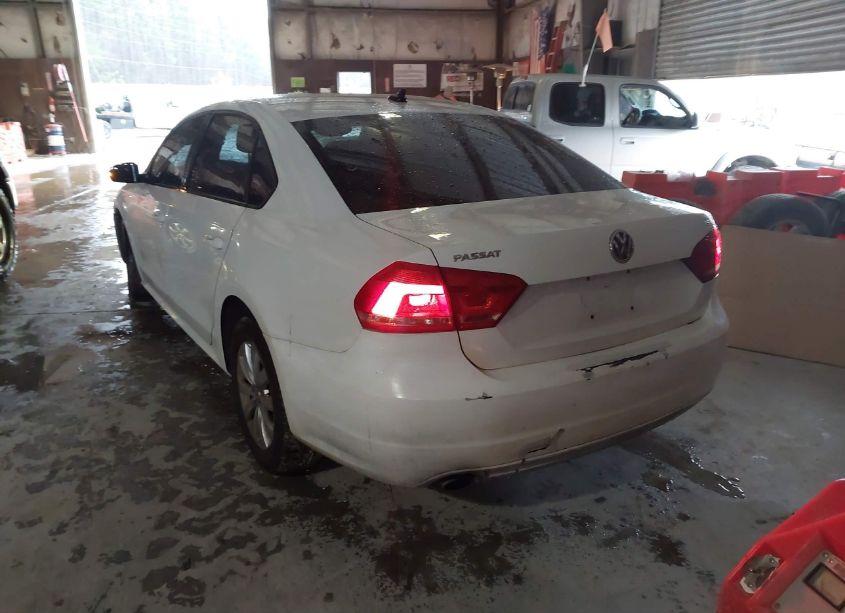 Photo 3 of 2015 Volkswagen Passat 1.8T WOLFSBURG EDITION (VIN 1VWAS7A37FC067005)
