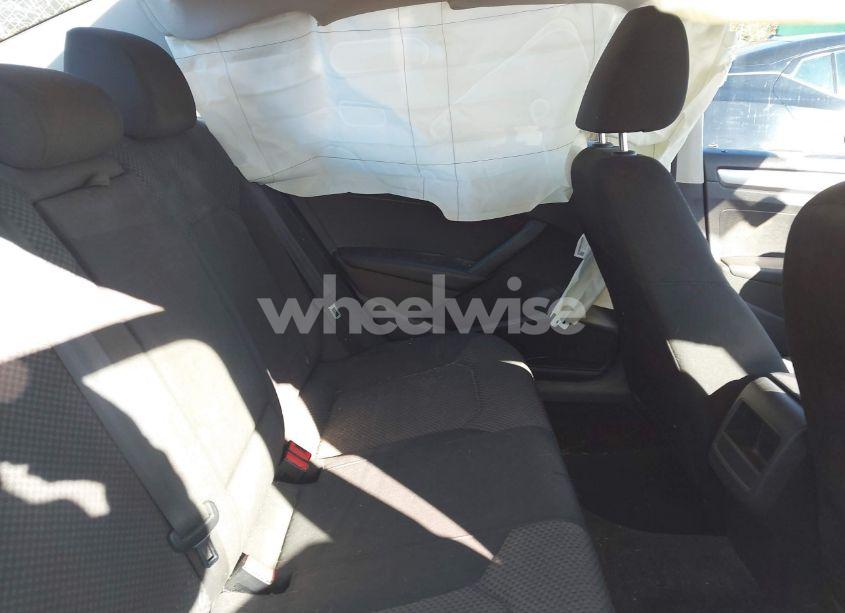 Photo 8 of 2015 Volkswagen Passat 1.8T S (VIN 1VWAS7A37FC083964)