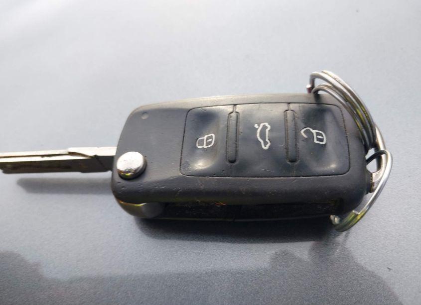 Photo 11 of 2016 Volkswagen Passat 1.8T S (VIN 1VWAS7A37GC026679)