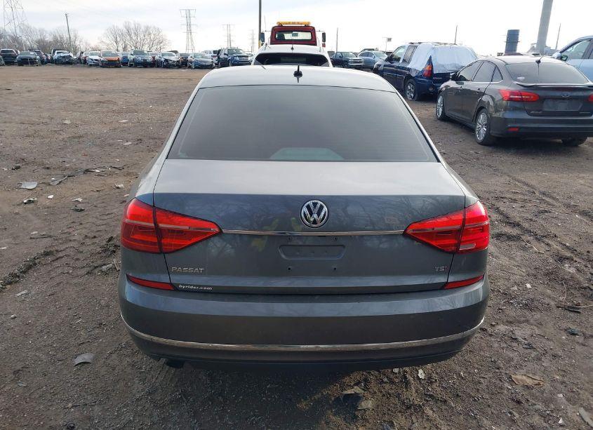 Photo 16 of 2016 Volkswagen Passat 1.8T S (VIN 1VWAS7A37GC026679)