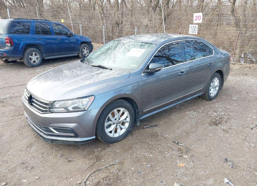 Photo 2 of 2016 Volkswagen Passat 1.8T S (VIN 1VWAS7A37GC026679)