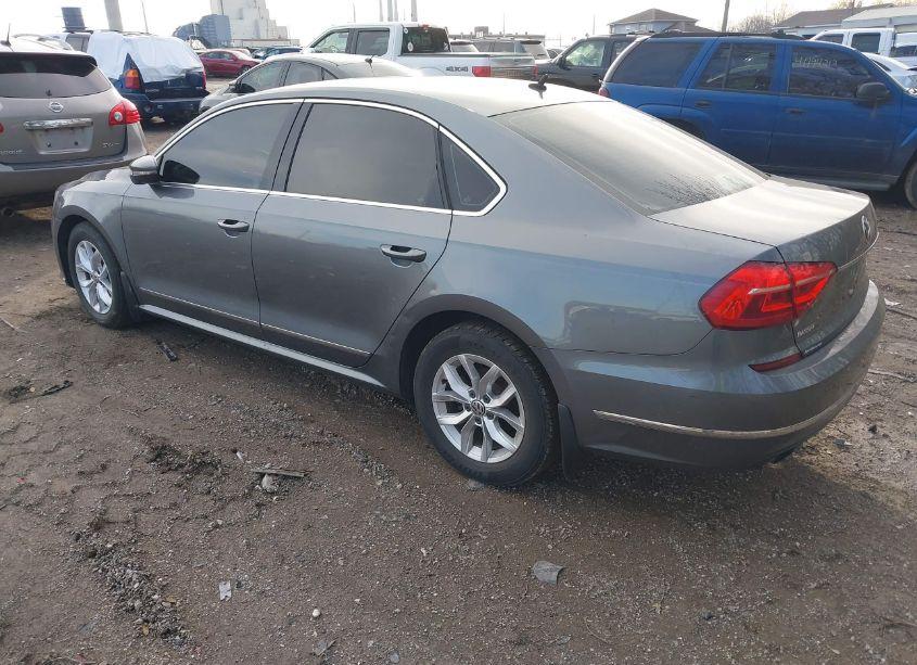 Photo 3 of 2016 Volkswagen Passat 1.8T S (VIN 1VWAS7A37GC026679)