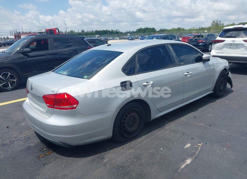 Photo 4 of 2014 Volkswagen Passat 1.8T S (VIN 1VWAS7A38EC028292)