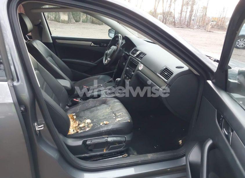 Photo 5 of 2015 Volkswagen Passat 1.8T WOLFSBURG EDITION (VIN 1VWAS7A38FC043652)