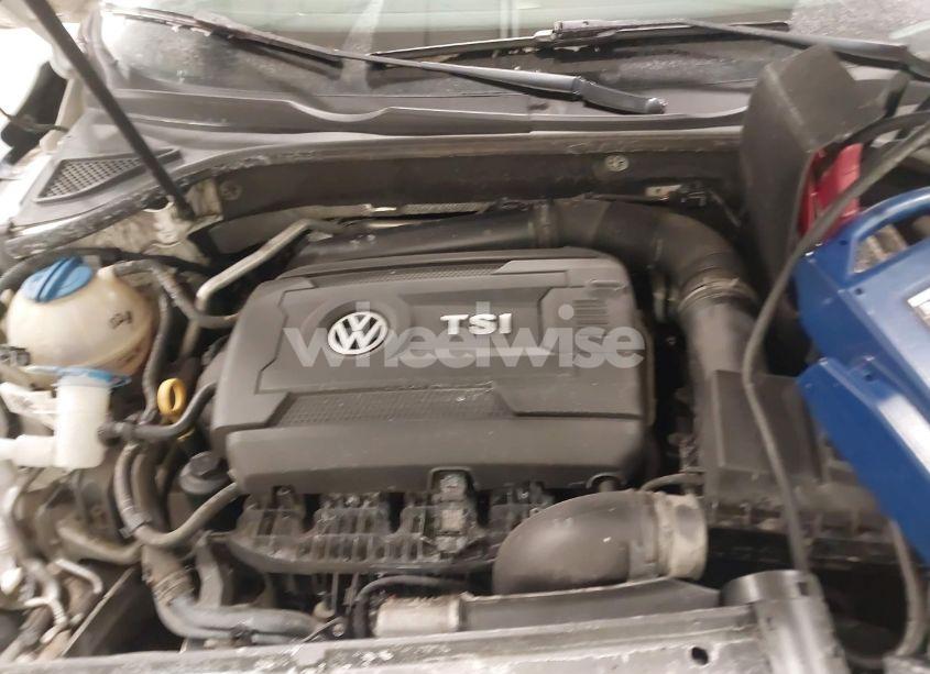 Photo 10 of 2015 Volkswagen Passat 1.8T S (VIN 1VWAS7A38FC070298)