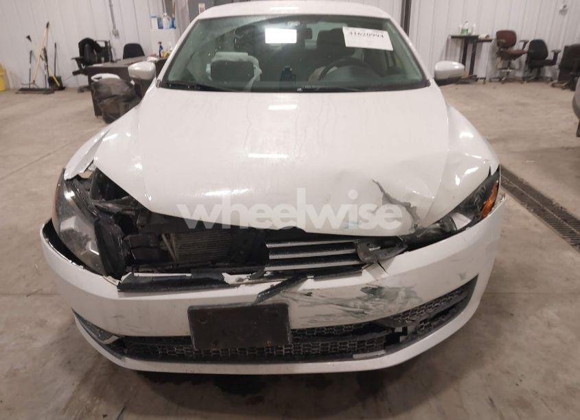 Photo 12 of 2015 Volkswagen Passat 1.8T S (VIN 1VWAS7A38FC070298)