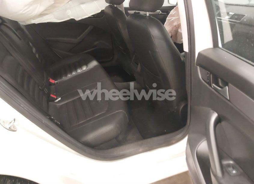 Photo 8 of 2015 Volkswagen Passat 1.8T S (VIN 1VWAS7A38FC070298)