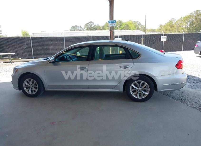 Photo 14 of 2016 Volkswagen Passat 1.8T S (VIN 1VWAS7A38GC031521)
