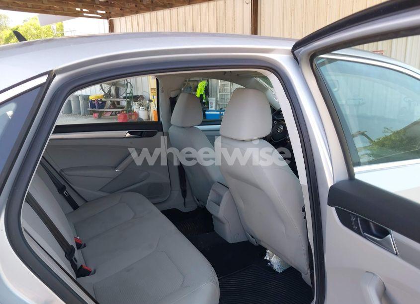 Photo 8 of 2016 Volkswagen Passat 1.8T S (VIN 1VWAS7A38GC031521)