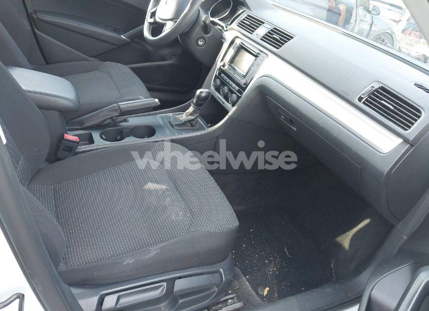 Photo 5 of 2016 Volkswagen Passat 1.8T S (VIN 1VWAS7A38GC050571)