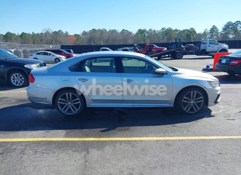 Photo 13 of 2016 Volkswagen Passat 1.8T R-LINE (VIN 1VWAS7A38GC064082)