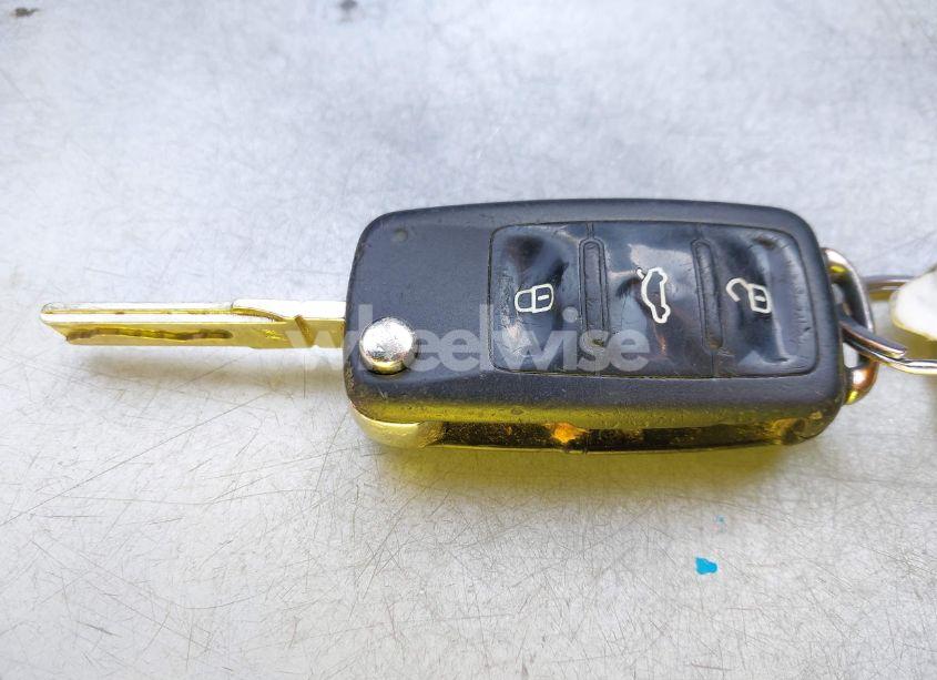 Photo 11 of 2014 Volkswagen Passat 1.8T WOLFSBURG EDITION (VIN 1VWAS7A39EC068493)