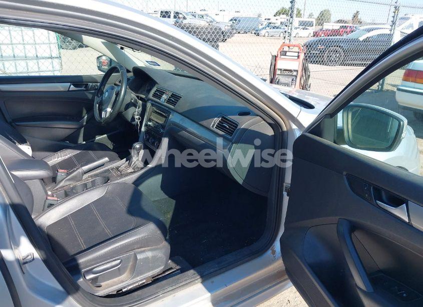 Photo 5 of 2014 Volkswagen Passat 1.8T WOLFSBURG EDITION (VIN 1VWAS7A39EC068493)