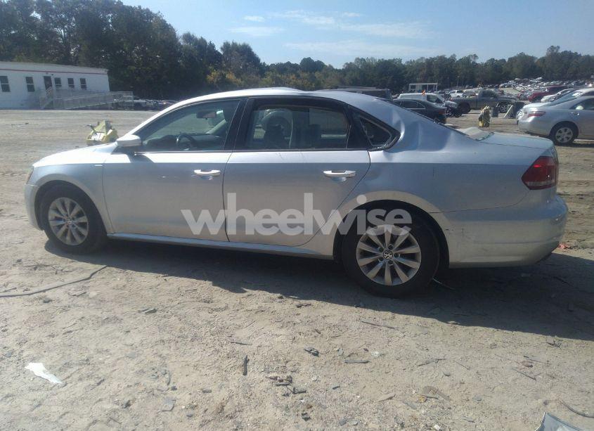 Photo 14 of 2015 Volkswagen Passat 1.8T WOLFSBURG EDITION (VIN 1VWAS7A39FC010563)
