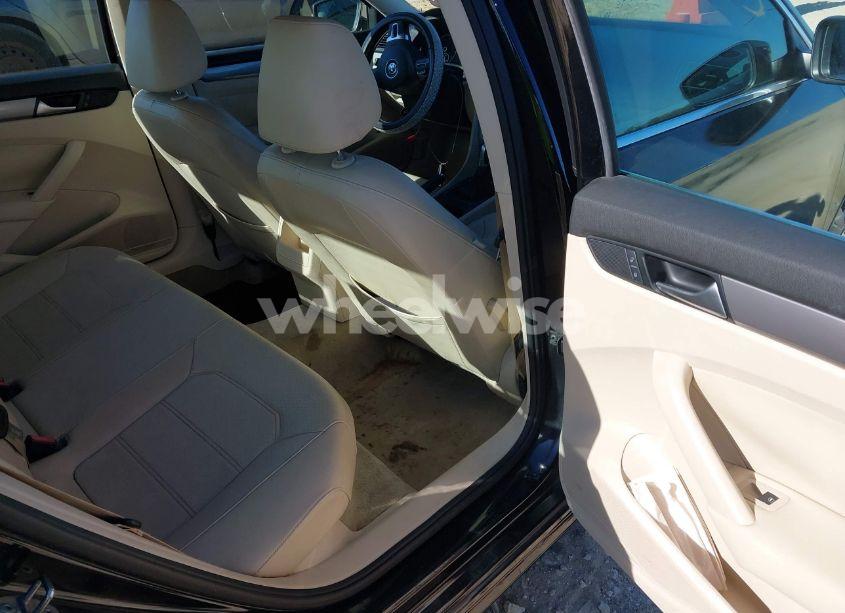 Photo 8 of 2015 Volkswagen Passat 1.8T LIMITED EDITION (VIN 1VWAS7A39FC105219)