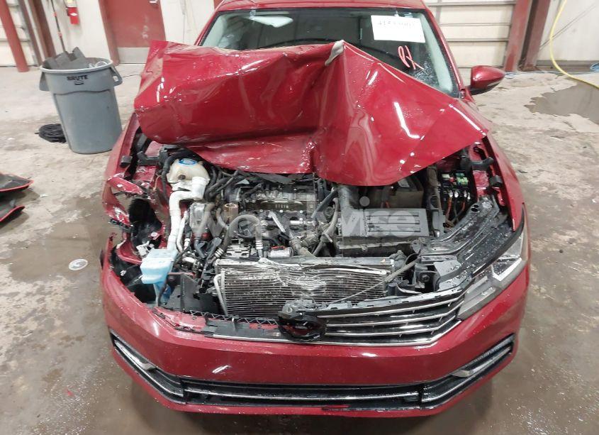 Photo 10 of 2016 Volkswagen Passat 1.8T S (VIN 1VWAS7A39GC013979)