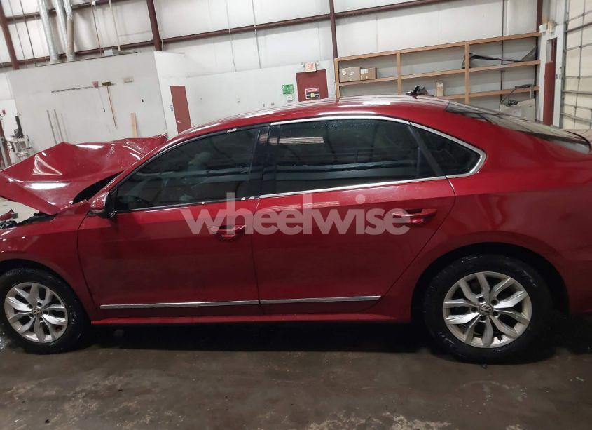 Photo 13 of 2016 Volkswagen Passat 1.8T S (VIN 1VWAS7A39GC013979)