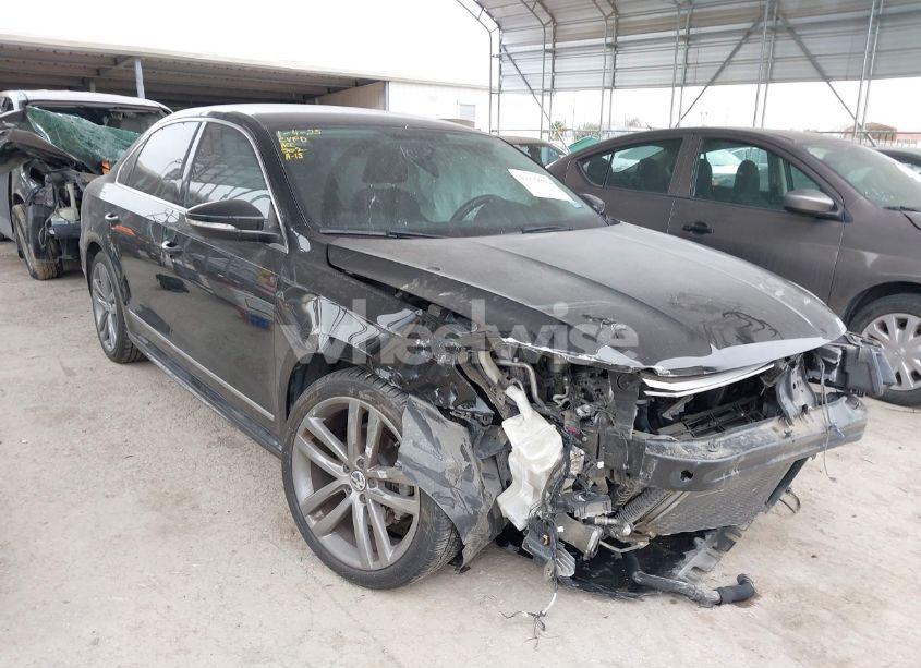 2016 Volkswagen Passat 1.8T R-LINE (VIN 1VWAS7A39GC065936) main photo