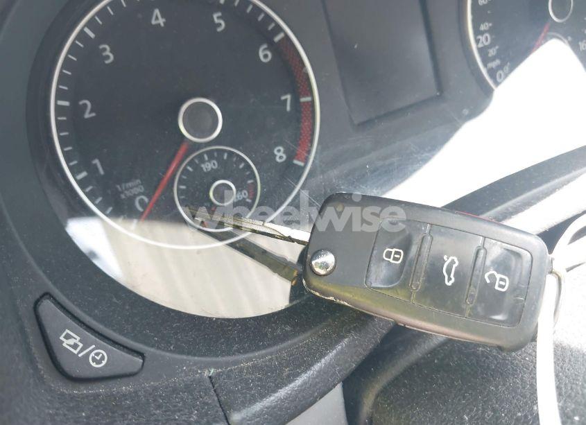 Photo 11 of 2015 Volkswagen Passat 1.8T S (VIN 1VWAS7A3XFC004738)