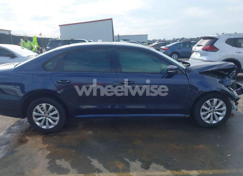 Photo 14 of 2015 Volkswagen Passat 1.8T WOLFSBURG EDITION (VIN 1VWAS7A3XFC009857)