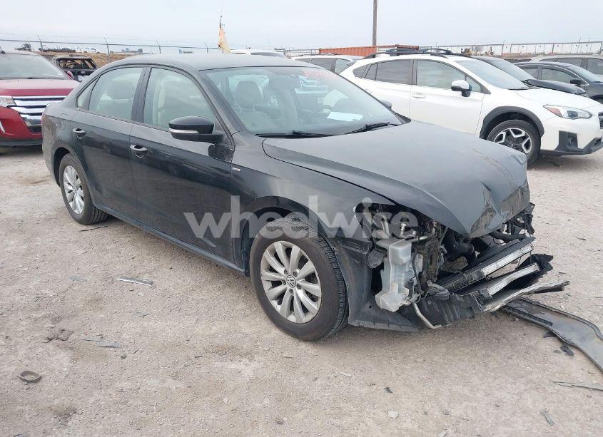 2015 Volkswagen Passat 1.8T WOLFSBURG EDITION (VIN 1VWAS7A3XFC061005) main photo