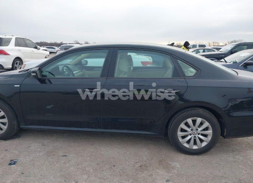 Photo 14 of 2015 Volkswagen Passat 1.8T WOLFSBURG EDITION (VIN 1VWAS7A3XFC061005)