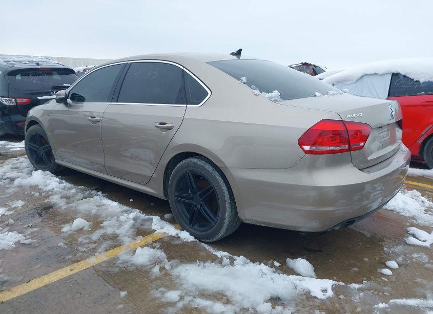 Photo 3 of 2015 Volkswagen Passat 1.8T LIMITED EDITION (VIN 1VWAS7A3XFC101664)