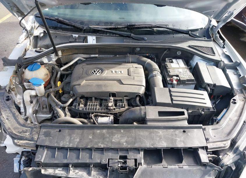 Photo 10 of 2016 Volkswagen Passat 1.8T S (VIN 1VWAS7A3XGC018558)
