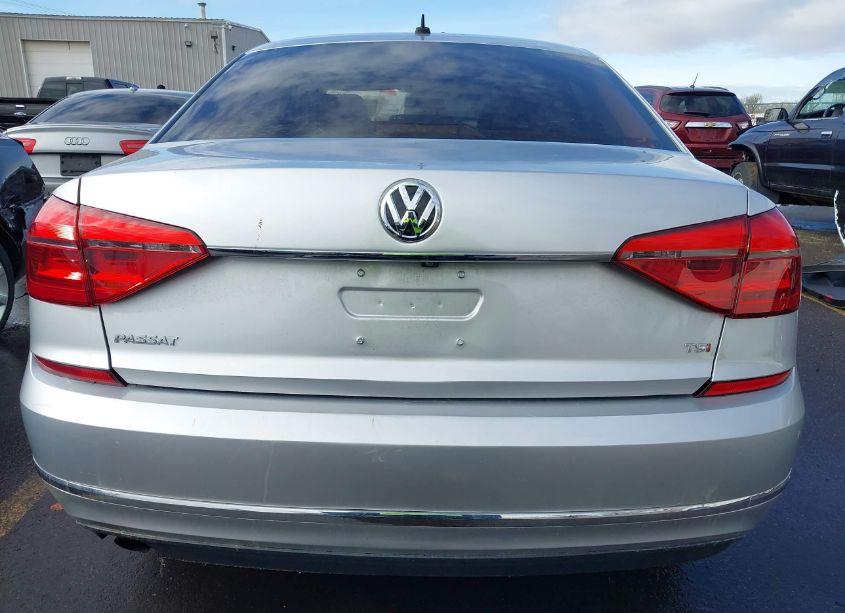Photo 16 of 2016 Volkswagen Passat 1.8T S (VIN 1VWAS7A3XGC018558)