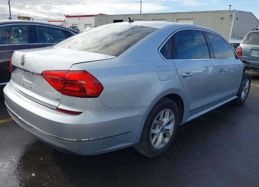 Photo 4 of 2016 Volkswagen Passat 1.8T S (VIN 1VWAS7A3XGC018558)