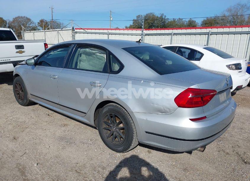 Photo 3 of 2016 Volkswagen Passat 1.8T S (VIN 1VWAS7A3XGC040396)