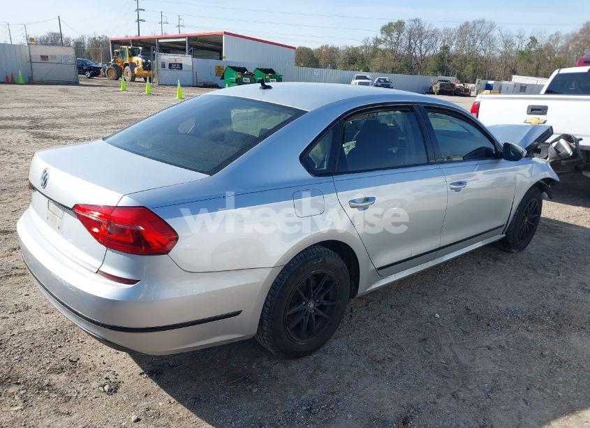 Photo 4 of 2016 Volkswagen Passat 1.8T S (VIN 1VWAS7A3XGC040396)