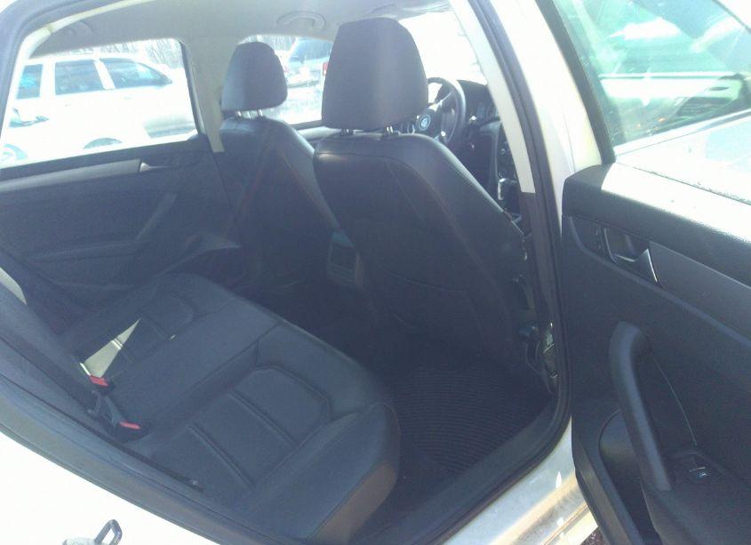 Photo 8 of 2014 Volkswagen Passat 1.8T WOLFSBURG EDITION (VIN 1VWAT7A30EC029286)