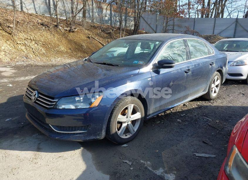 Photo 2 of 2014 Volkswagen Passat 1.8T WOLFSBURG EDITION (VIN 1VWAT7A30EC041485)