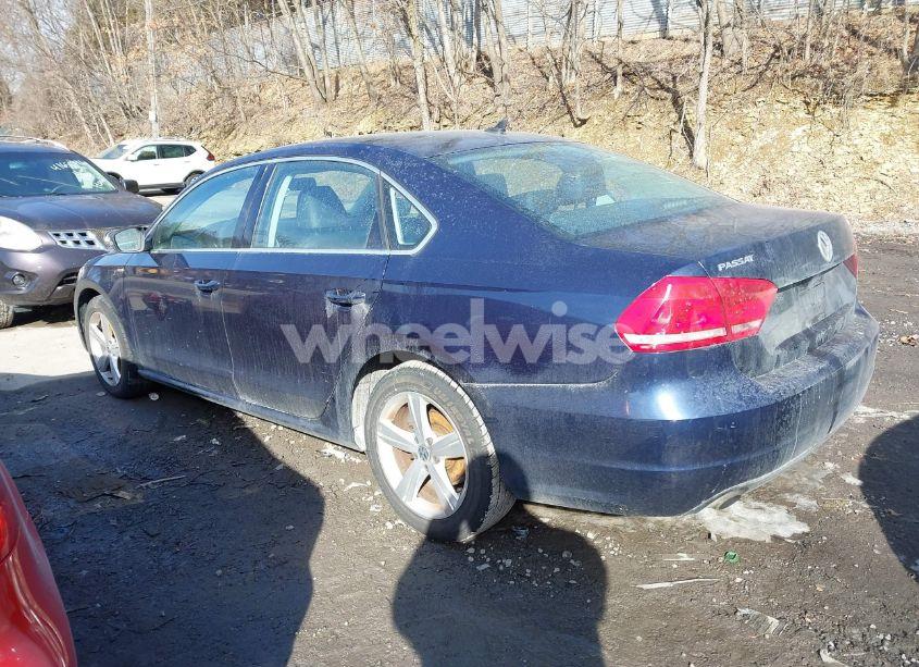 Photo 3 of 2014 Volkswagen Passat 1.8T WOLFSBURG EDITION (VIN 1VWAT7A30EC041485)