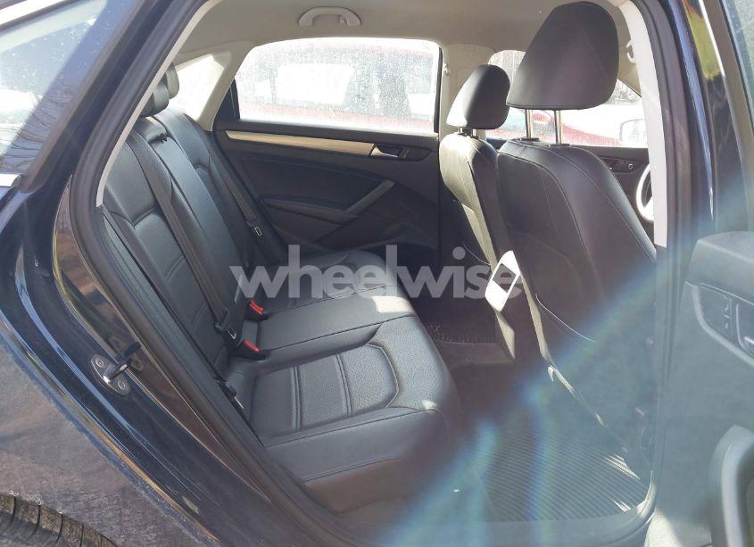 Photo 8 of 2014 Volkswagen Passat 1.8T WOLFSBURG EDITION (VIN 1VWAT7A30EC041485)