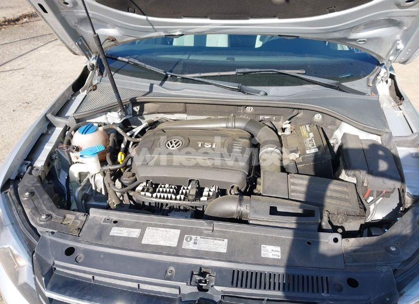 Photo 10 of 2014 Volkswagen Passat 1.8T S (VIN 1VWAT7A30EC084532)