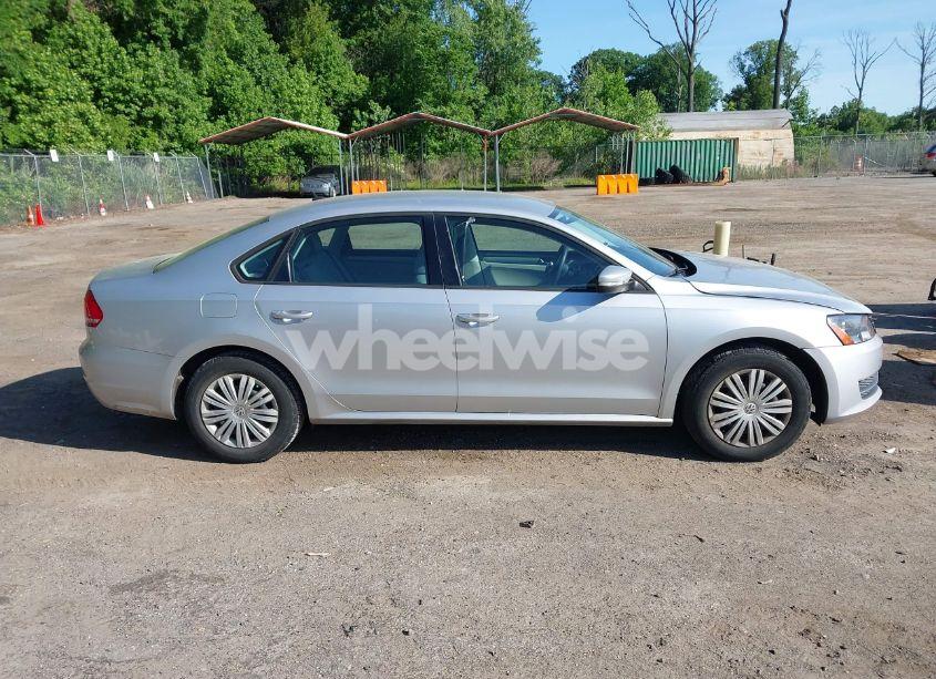 Photo 13 of 2014 Volkswagen Passat 1.8T S (VIN 1VWAT7A30EC084532)