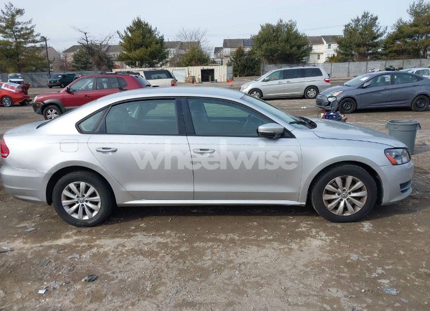 Photo 13 of 2015 Volkswagen Passat 1.8T WOLFSBURG EDITION (VIN 1VWAT7A30FC013994)