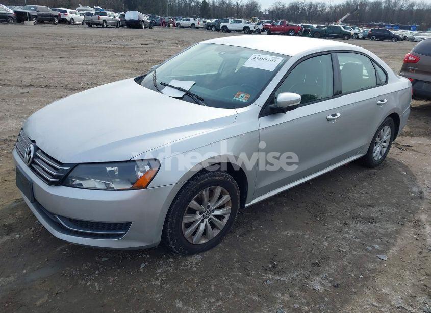 Photo 2 of 2015 Volkswagen Passat 1.8T WOLFSBURG EDITION (VIN 1VWAT7A30FC013994)