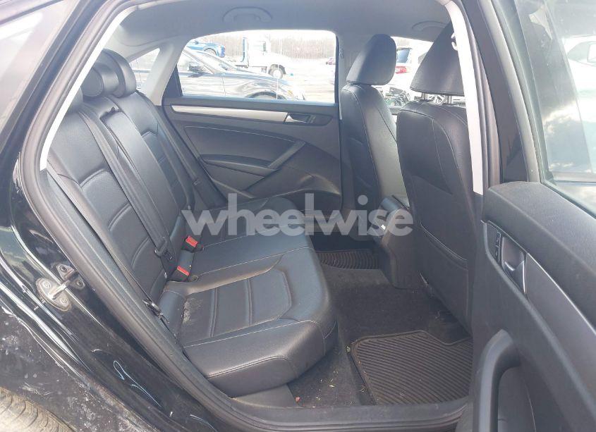 Photo 8 of 2015 Volkswagen Passat 1.8T WOLFSBURG EDITION (VIN 1VWAT7A30FC043965)