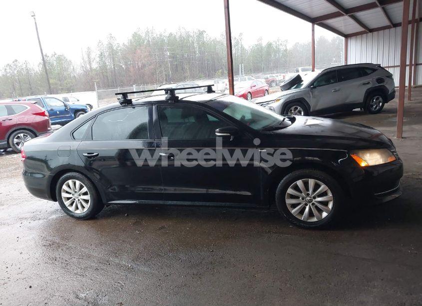 Photo 13 of 2015 Volkswagen Passat 1.8T WOLFSBURG EDITION (VIN 1VWAT7A30FC044792)