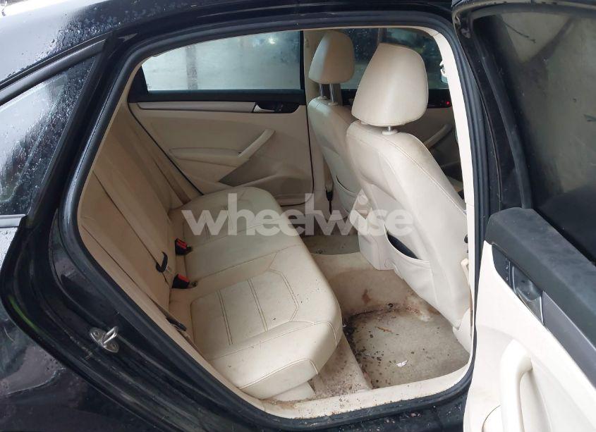 Photo 8 of 2015 Volkswagen Passat 1.8T WOLFSBURG EDITION (VIN 1VWAT7A30FC044792)