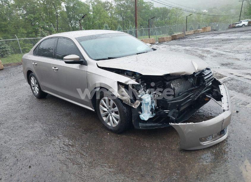 2015 Volkswagen Passat 1.8T WOLFSBURG EDITION (VIN 1VWAT7A30FC051662) main photo