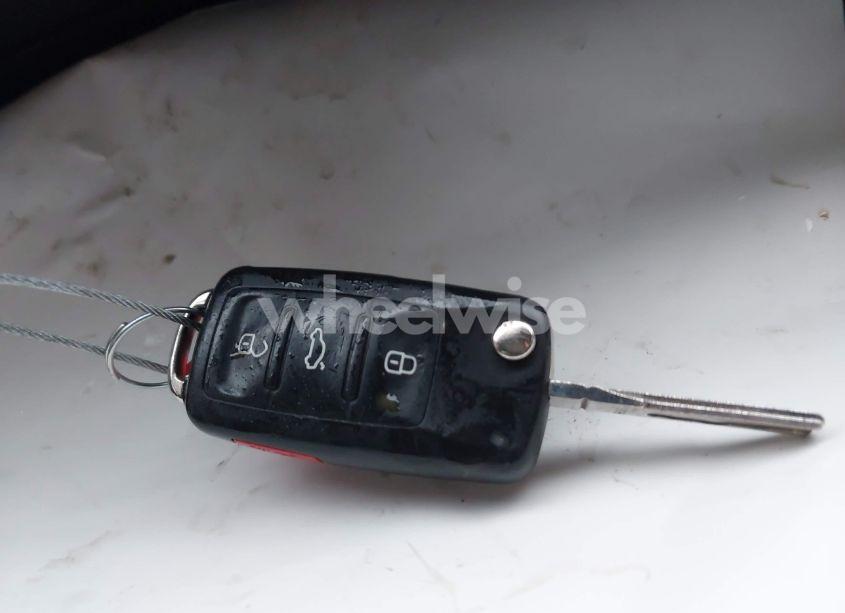 Photo 11 of 2015 Volkswagen Passat 1.8T WOLFSBURG EDITION (VIN 1VWAT7A30FC051662)